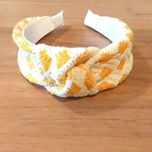Anthropologie yellow and white crochet headband